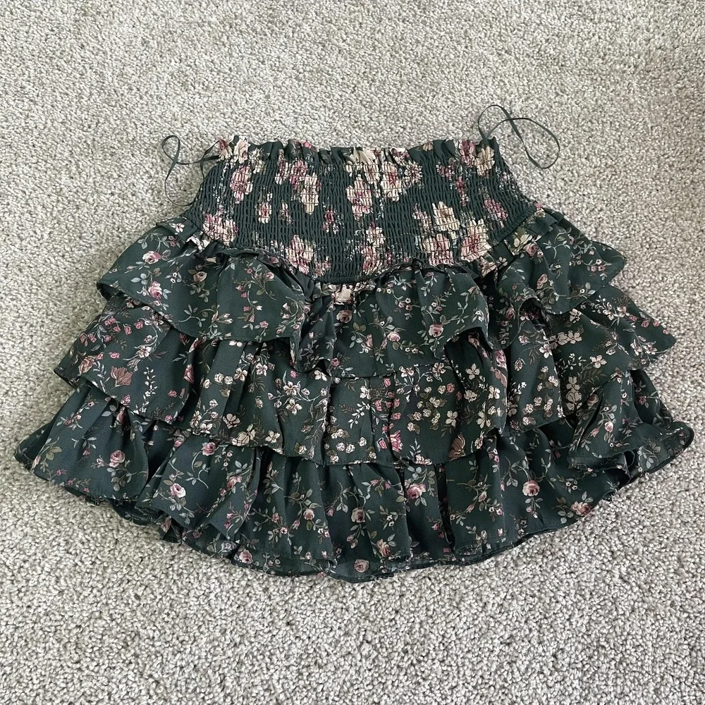 Altar'd State Skirt Womens XS Green Floral Skater Ruffle Tiered Mini Short